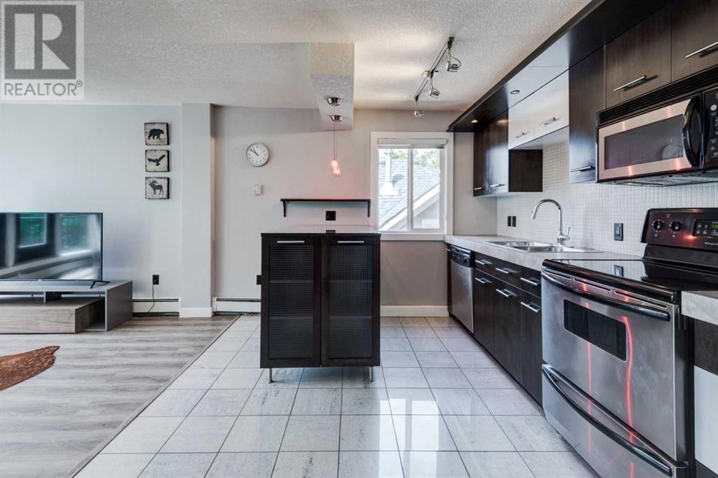 












413, 324 22 Avenue SW

,
Calgary,




Alberta
T2S0H4

