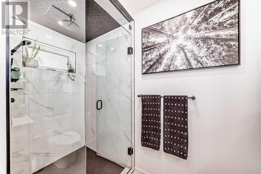 












4719 Charleswood Drive NW

,
Calgary,




Alberta
T2L2E6

