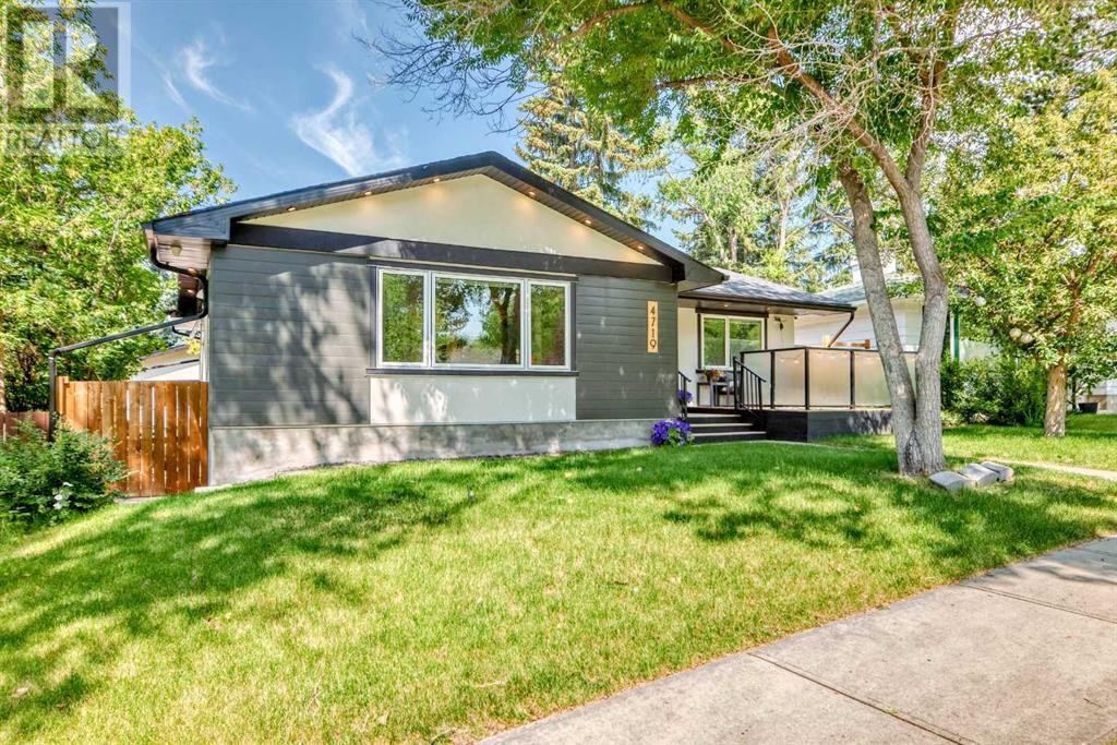 












4719 Charleswood Drive NW

,
Calgary,




Alberta
T2L2E6

