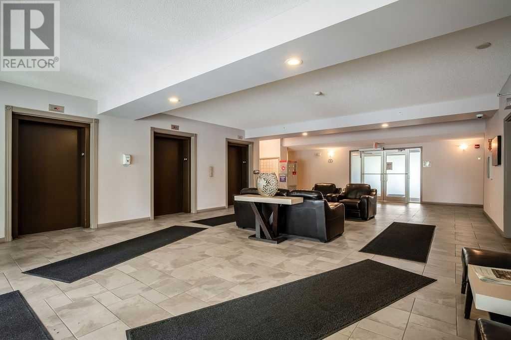 












311, 1 Crystal Green Lane

,
Okotoks,




Alberta
T1S0C5

