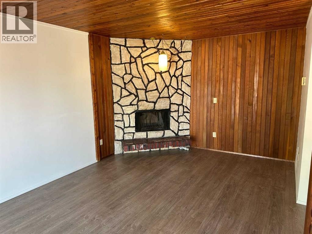 












12 Huntley Close NE

,
Calgary,




Alberta
T2K4Z3

