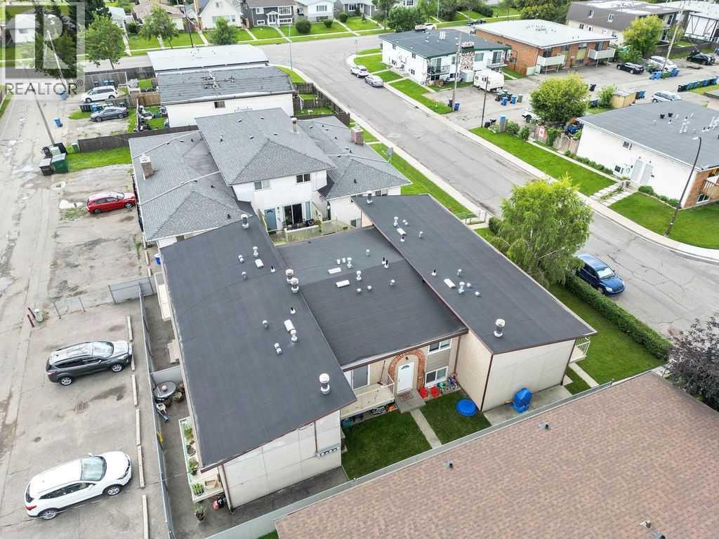 












12 Huntley Close NE

,
Calgary,




Alberta
T2K4Z3

