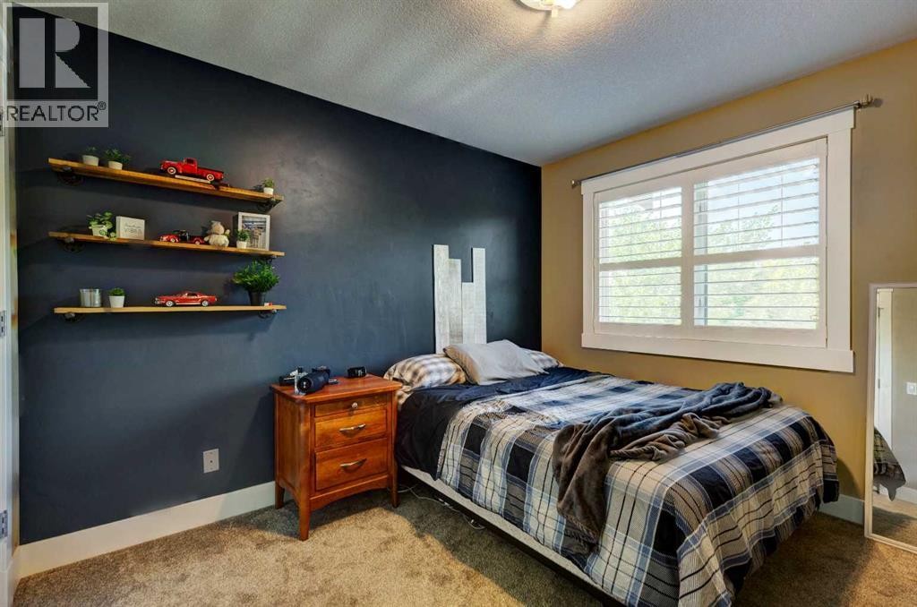 












152 Mike Ralph Way SW

,
Calgary,




Alberta
T3E7P2

