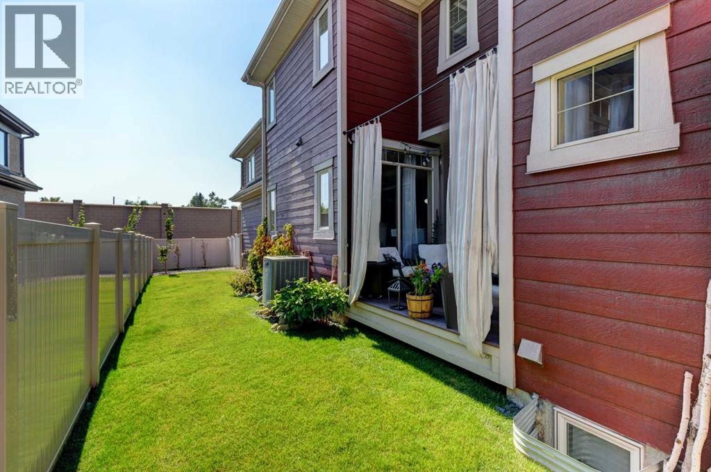 












152 Mike Ralph Way SW

,
Calgary,




Alberta
T3E7P2

