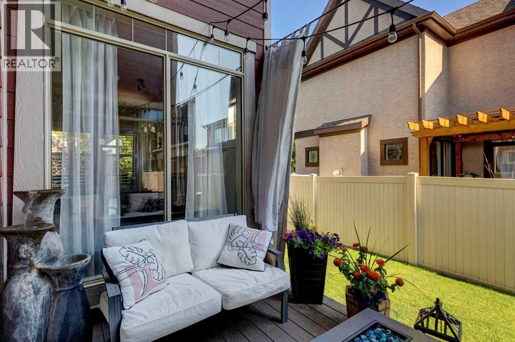 












152 Mike Ralph Way SW

,
Calgary,




Alberta
T3E7P2

