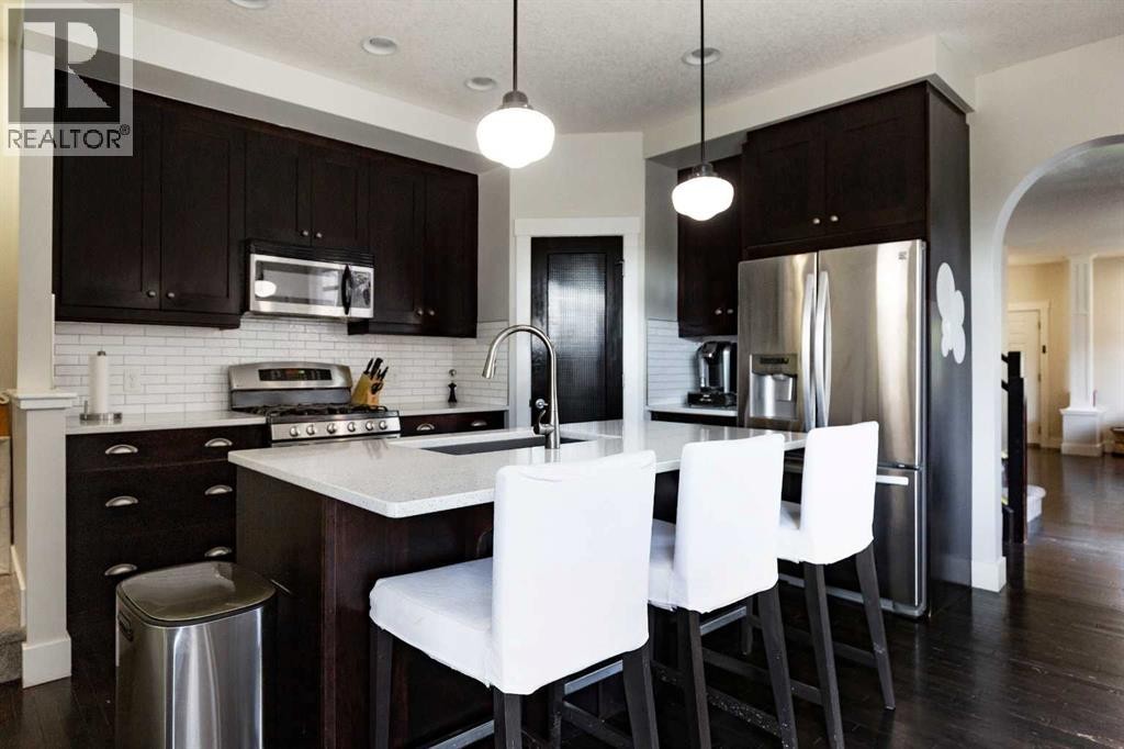 












152 Mike Ralph Way SW

,
Calgary,




Alberta
T3E7P2

