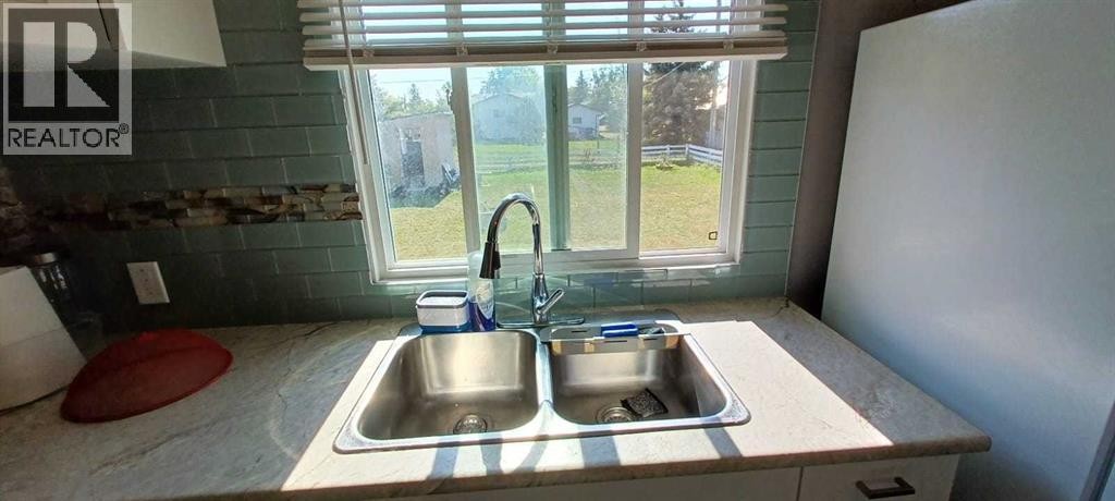 












4710 IMPERIAL Avenue

,
Coronation,




Alberta
T0C1C0


