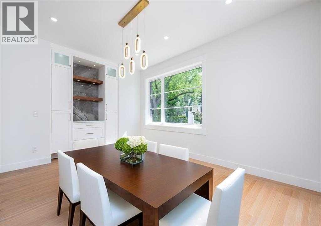 












105 Hartford Road NW

,
Calgary,




Alberta
T2K2A7

