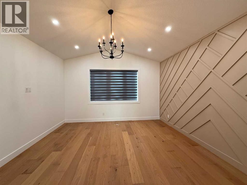 












105 Hartford Road NW

,
Calgary,




Alberta
T2K2A7

