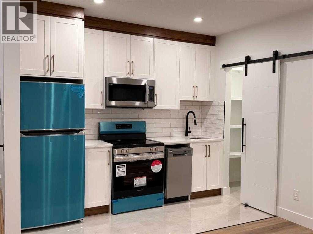 












105 Hartford Road NW

,
Calgary,




Alberta
T2K2A7

