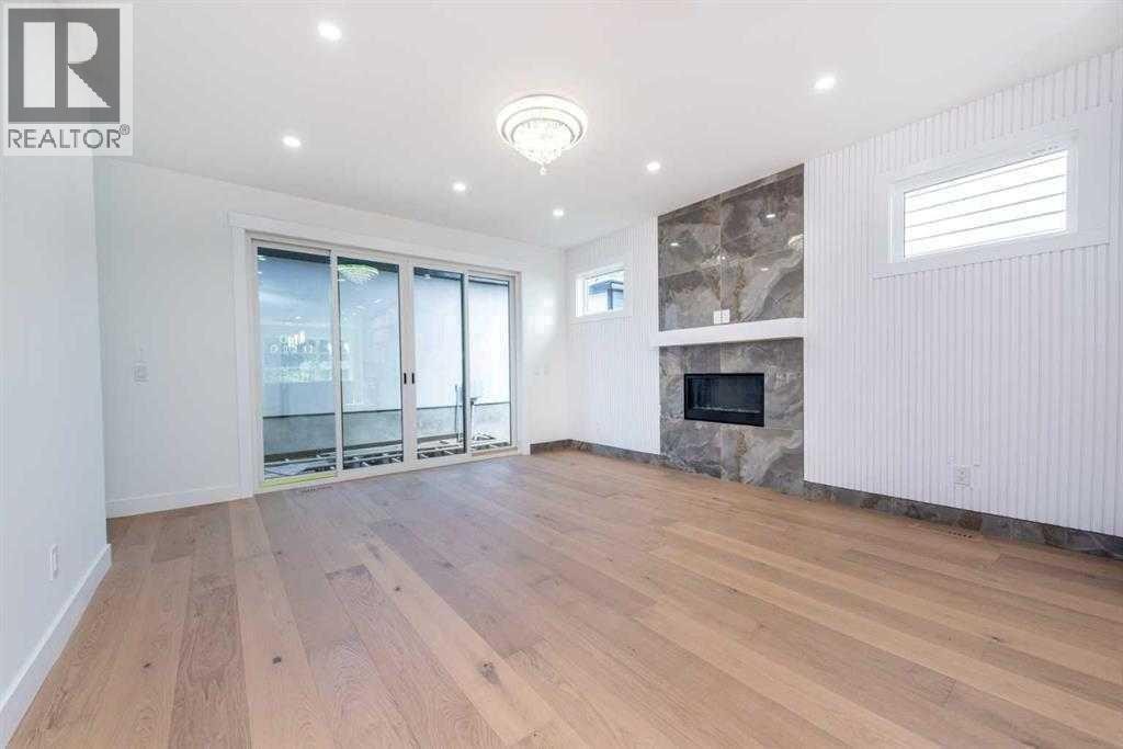 












105 Hartford Road NW

,
Calgary,




Alberta
T2K2A7

