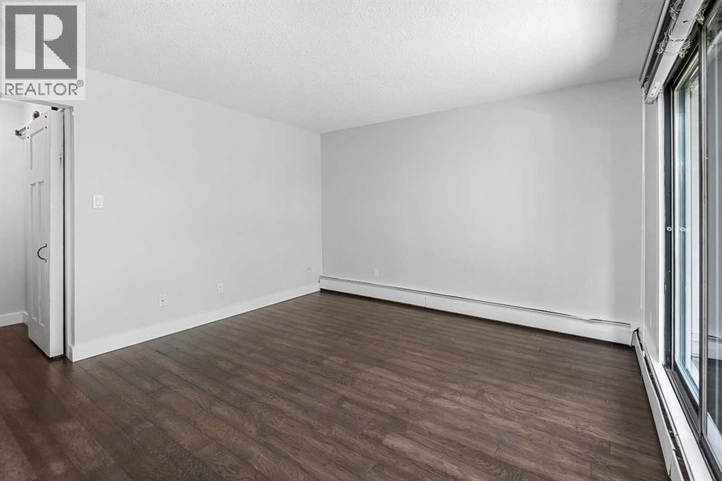 












6, 2407 17 Street SW

,
Calgary,




Alberta
T2T4M9

