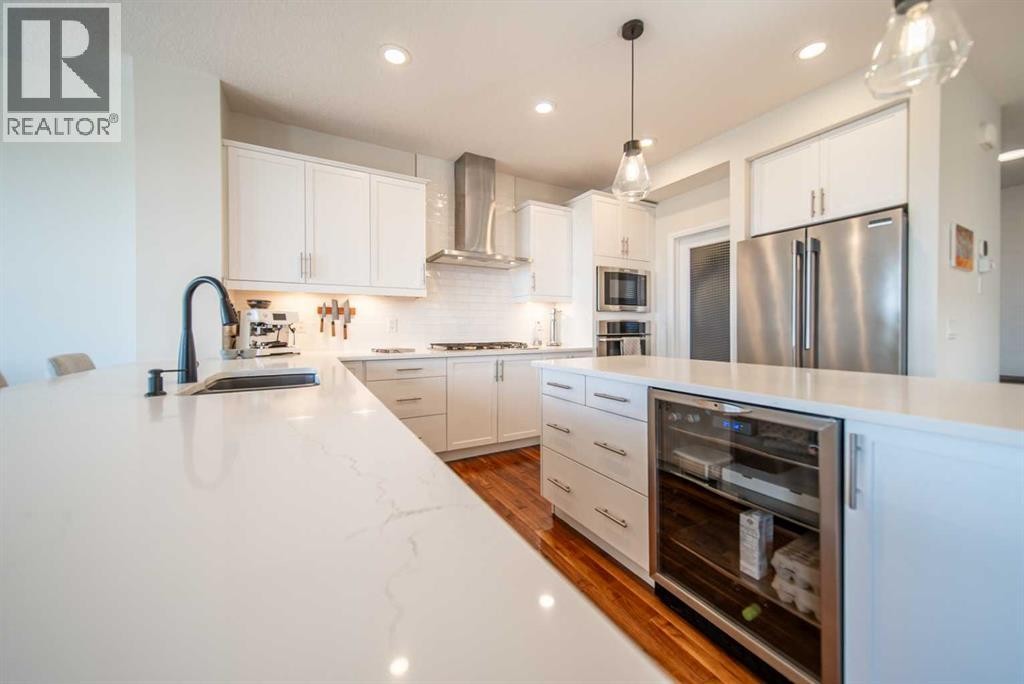 












27 Sunset Park

,
Cochrane,




Alberta
T4C0N4

