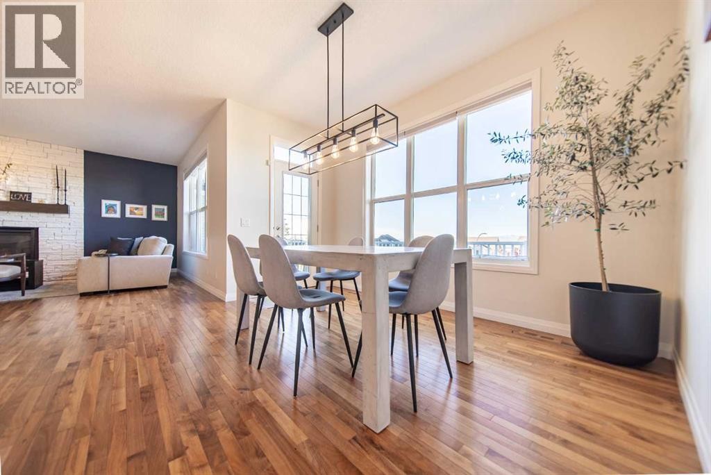 












27 Sunset Park

,
Cochrane,




Alberta
T4C0N4

