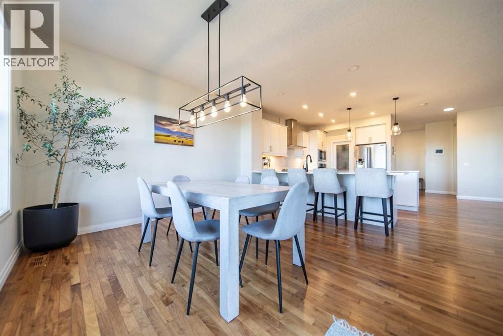 












27 Sunset Park

,
Cochrane,




Alberta
T4C0N4

