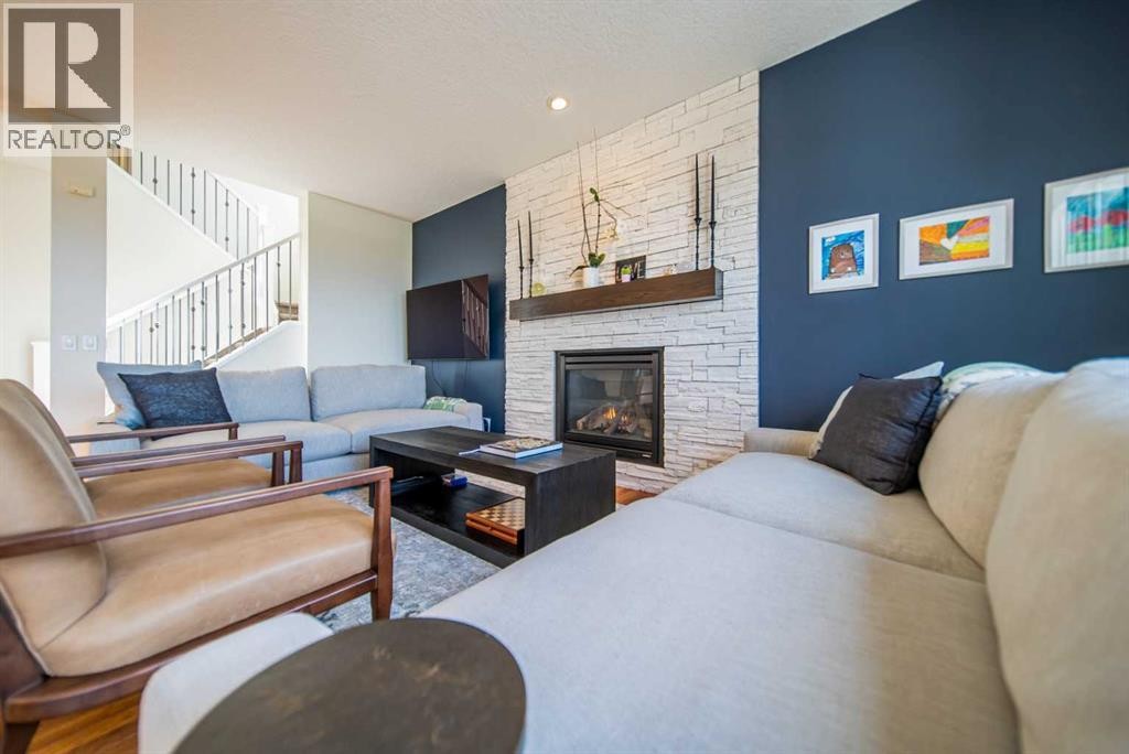 












27 Sunset Park

,
Cochrane,




Alberta
T4C0N4

