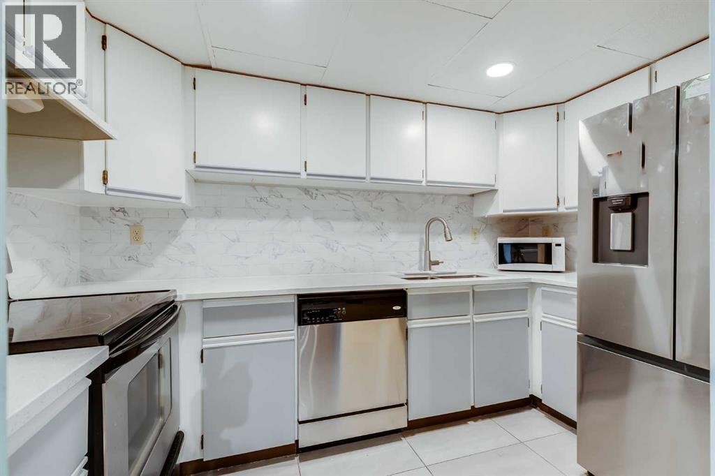 












104, 335 Garry Crescent NE

,
Calgary,




Alberta
T2K5X1

