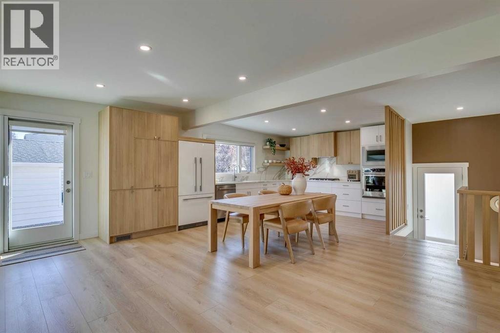 












419 Parkview Crescent SE

,
Calgary,




Alberta
T2J4N8

