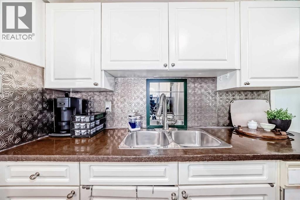 












191, 8948 Elbow Drive SW

,
Calgary,




Alberta
T2V0H9

