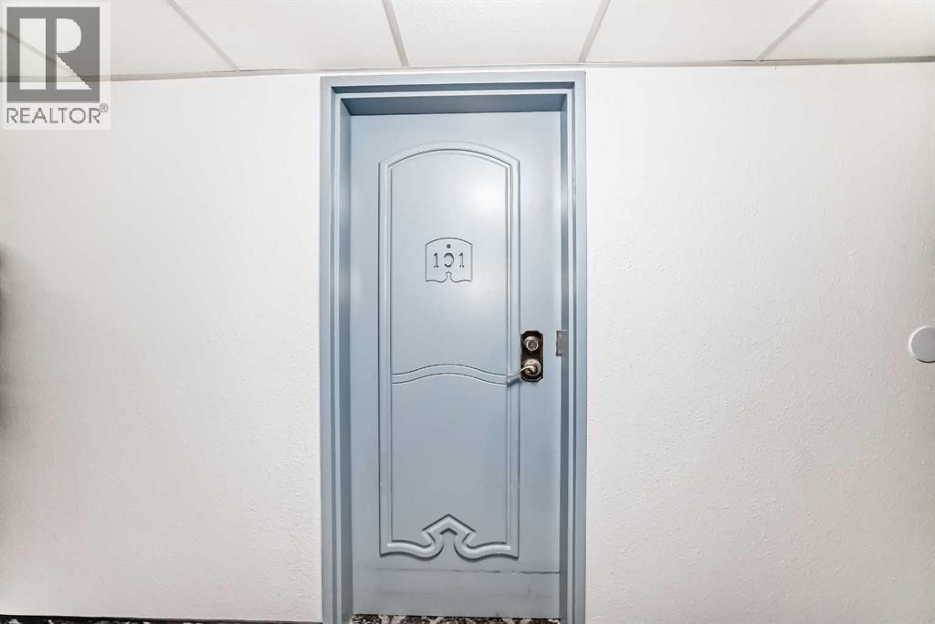 












191, 8948 Elbow Drive SW

,
Calgary,




Alberta
T2V0H9

