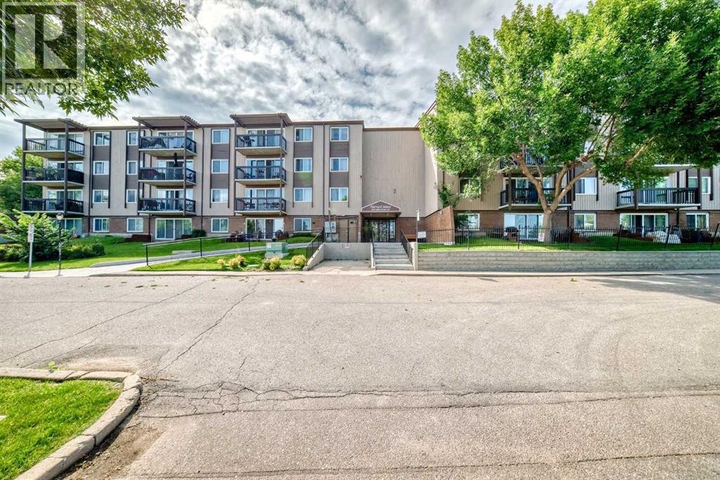 












191, 8948 Elbow Drive SW

,
Calgary,




Alberta
T2V0H9

