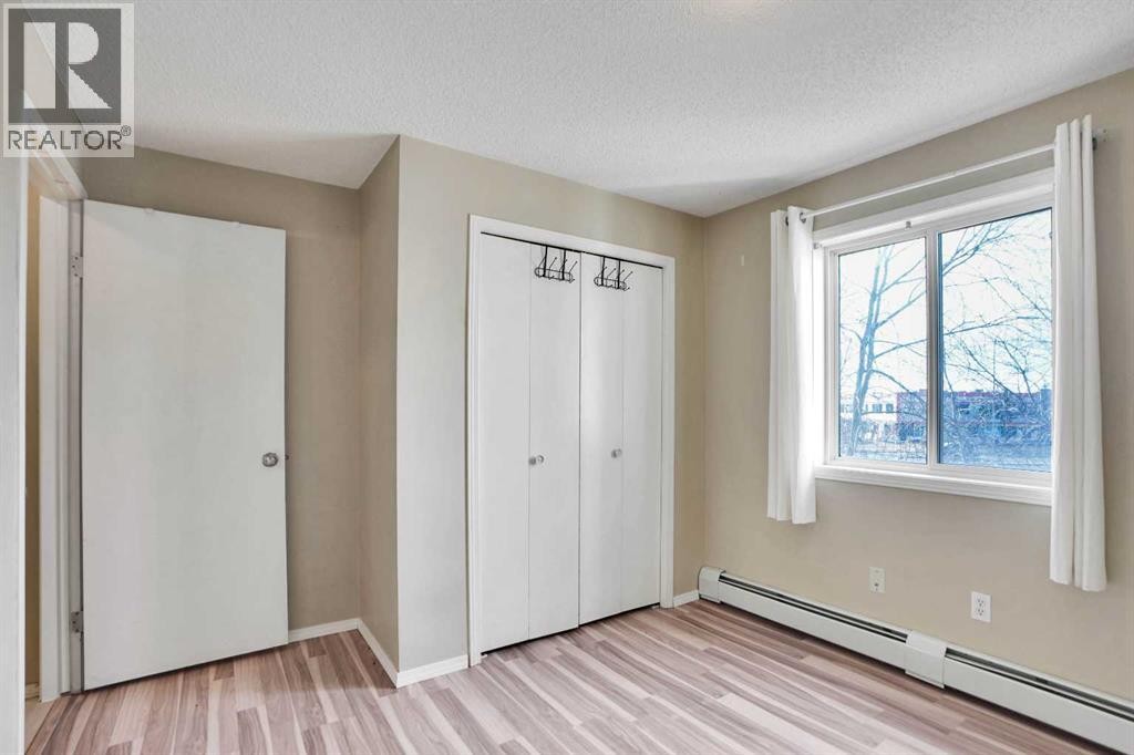 












228, 1717 60 Street SE

,
Calgary,




Alberta
T2A7Y7

