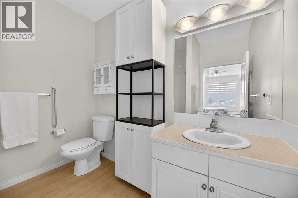 












205, 4500 50 Avenue

,
Olds,




Alberta
T4H1X5

