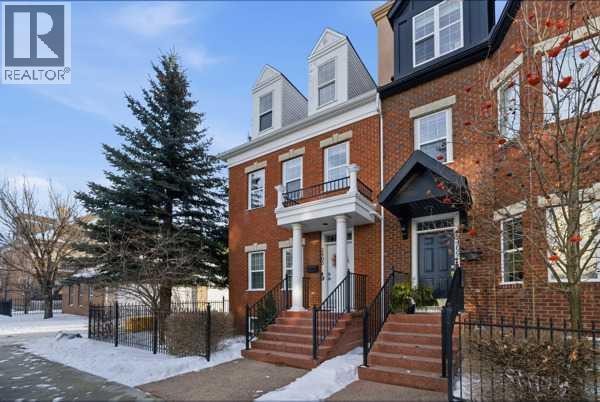 












2405 Sorrel Mews SW

,
Calgary,




Alberta
T2T6G5

