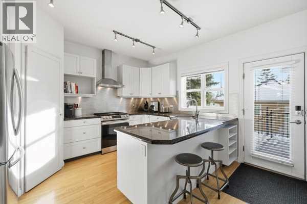 












2405 Sorrel Mews SW

,
Calgary,




Alberta
T2T6G5

