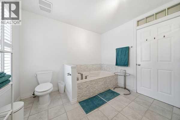 












2405 Sorrel Mews SW

,
Calgary,




Alberta
T2T6G5

