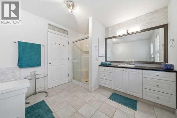 












2405 Sorrel Mews SW

,
Calgary,




Alberta
T2T6G5

