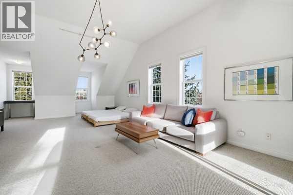 












2405 Sorrel Mews SW

,
Calgary,




Alberta
T2T6G5

