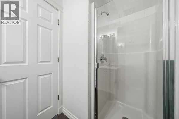 












2405 Sorrel Mews SW

,
Calgary,




Alberta
T2T6G5

