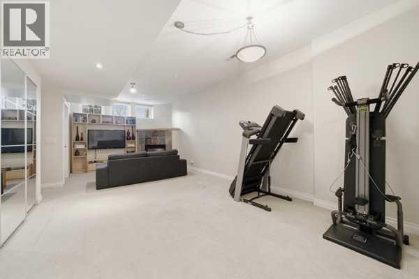 












2405 Sorrel Mews SW

,
Calgary,




Alberta
T2T6G5

