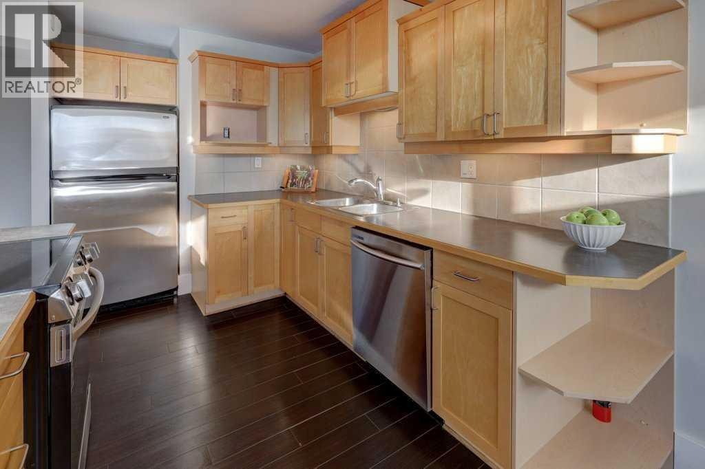 












802, 616 15 Avenue SW

,
Calgary,




Alberta
T2R0R5

