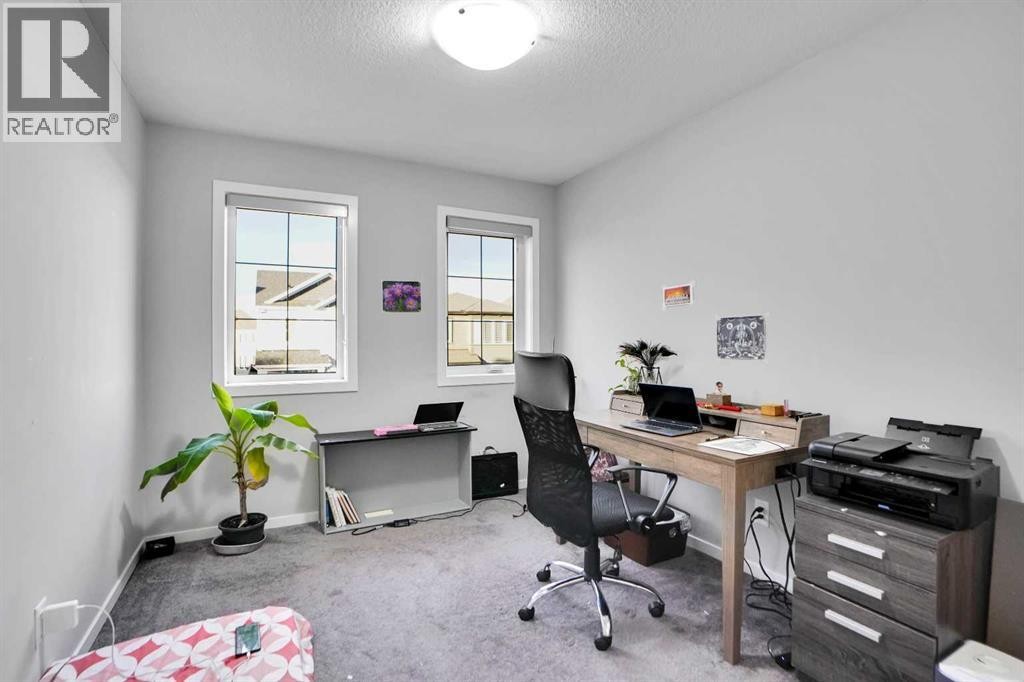 












158 Cityside Grove NE

,
Calgary,




Alberta
T3N1C9

