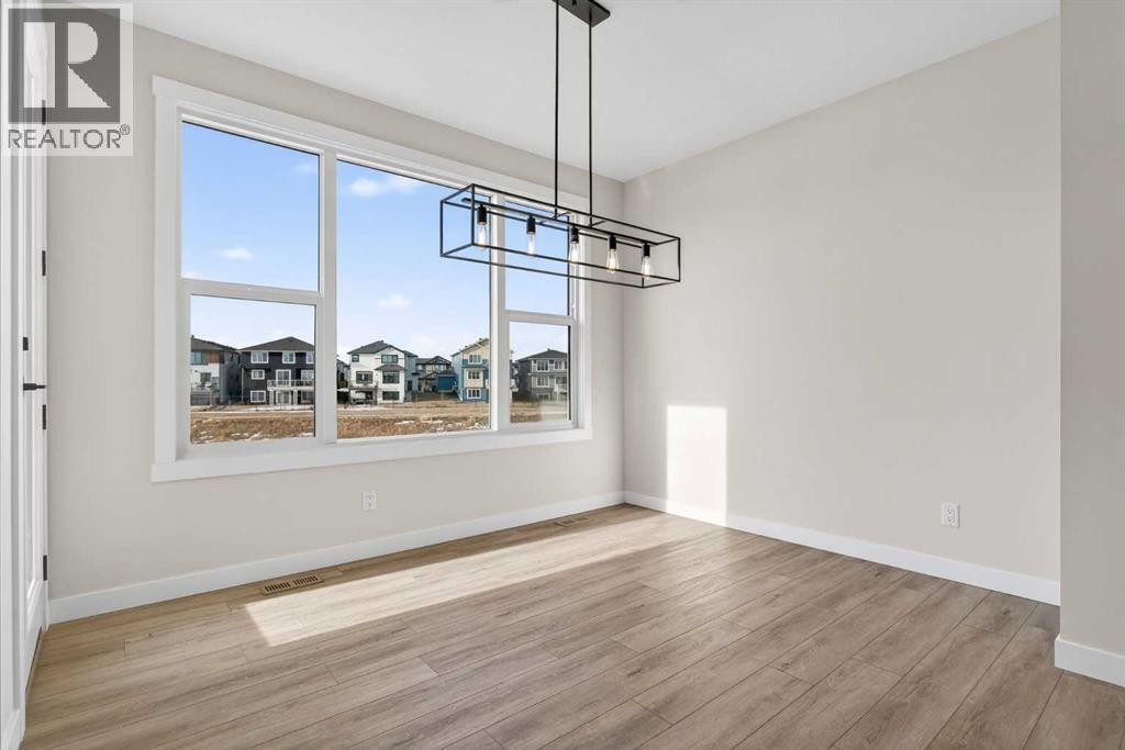 












298 Kinniburgh Loop

,
Chestermere,




Alberta
T1X3C3

