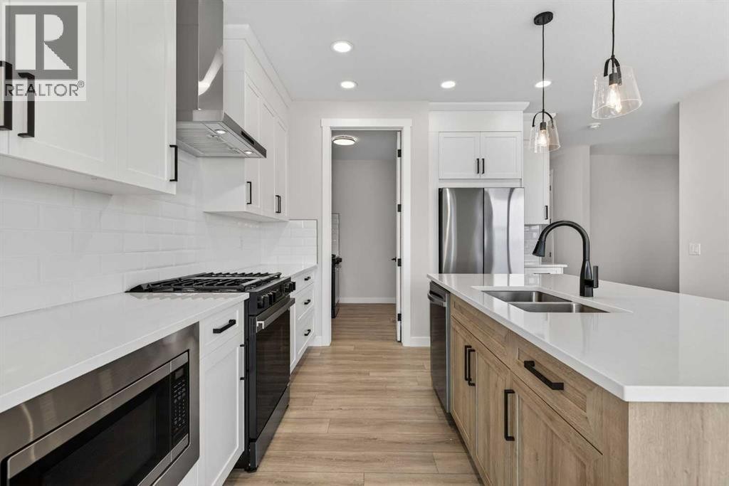 












298 Kinniburgh Loop

,
Chestermere,




Alberta
T1X3C3

