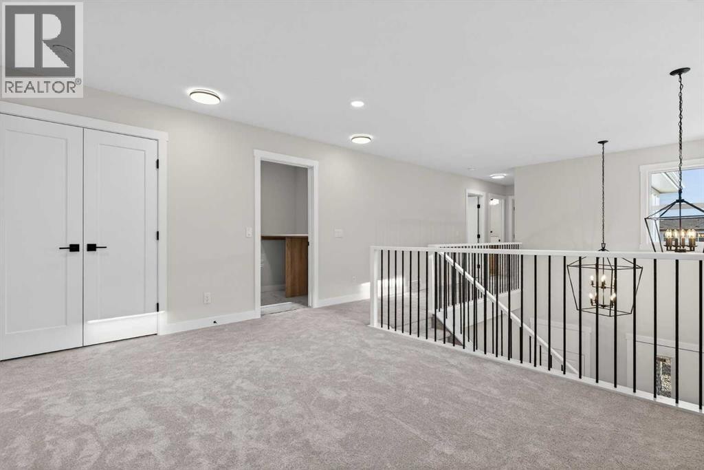 












298 Kinniburgh Loop

,
Chestermere,




Alberta
T1X3C3

