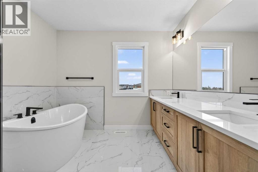 












298 Kinniburgh Loop

,
Chestermere,




Alberta
T1X3C3

