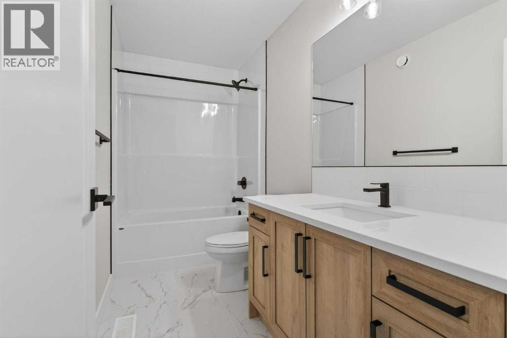 












298 Kinniburgh Loop

,
Chestermere,




Alberta
T1X3C3

