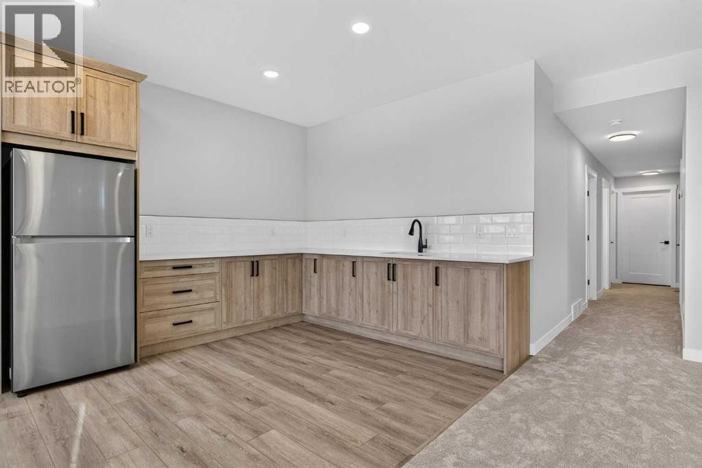 












298 Kinniburgh Loop

,
Chestermere,




Alberta
T1X3C3

