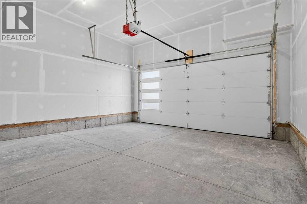 












298 Kinniburgh Loop

,
Chestermere,




Alberta
T1X3C3

