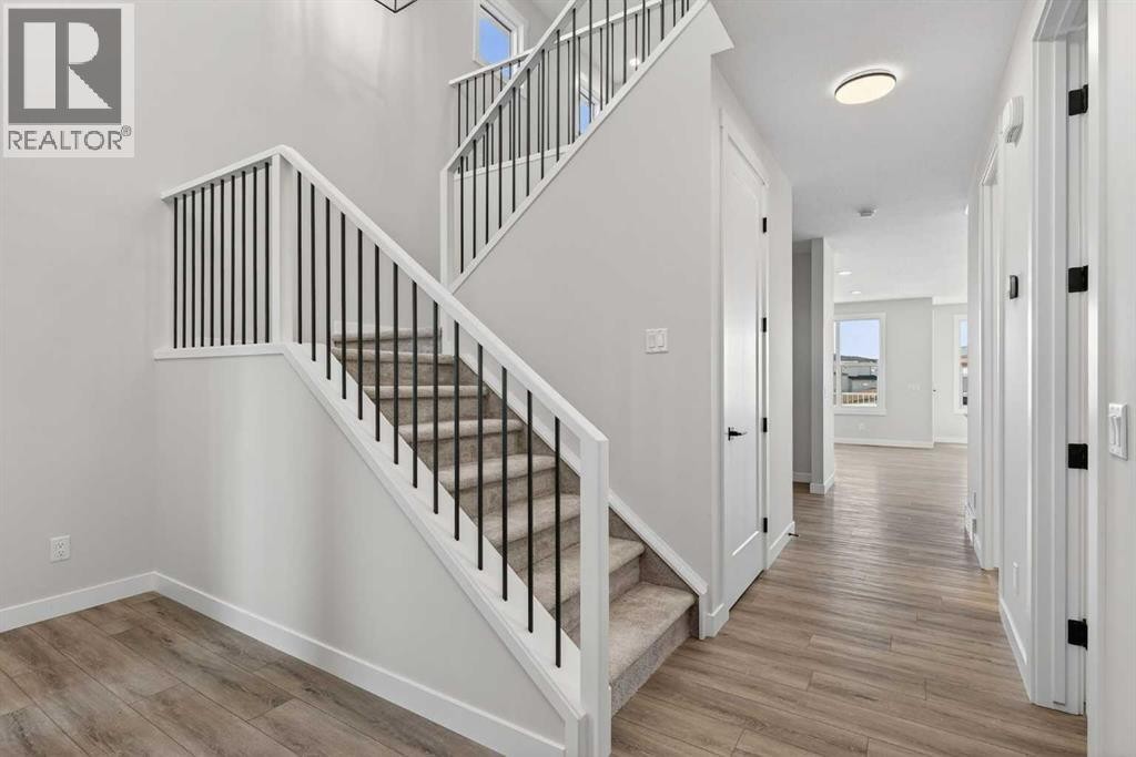 












298 Kinniburgh Loop

,
Chestermere,




Alberta
T1X3C3

