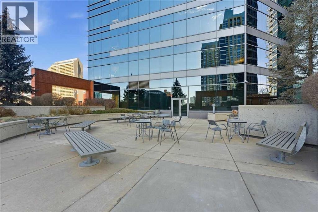 












2401, 220 12 Avenue SE

,
Calgary,




Alberta
T2G0R5

