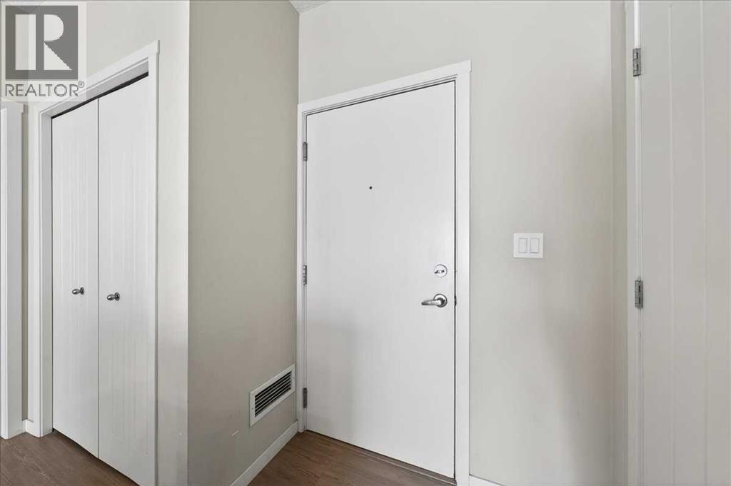 












101, 20 Seton Park SE

,
Calgary,




Alberta
T3M2V4

