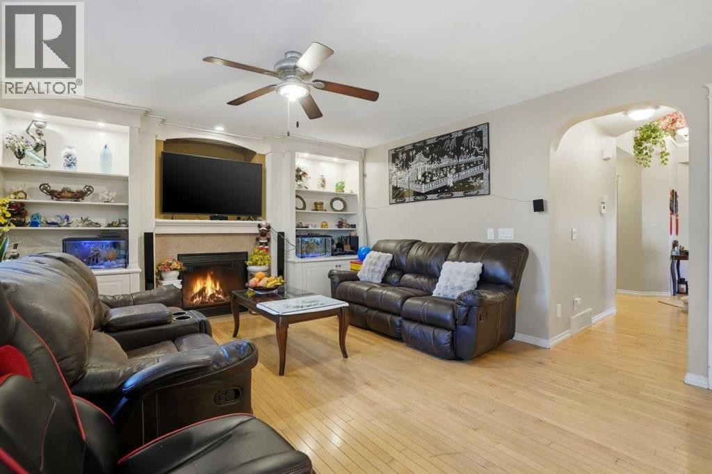 












197 West Creek Boulevard

,
Chestermere,




Alberta
T1X1S8

