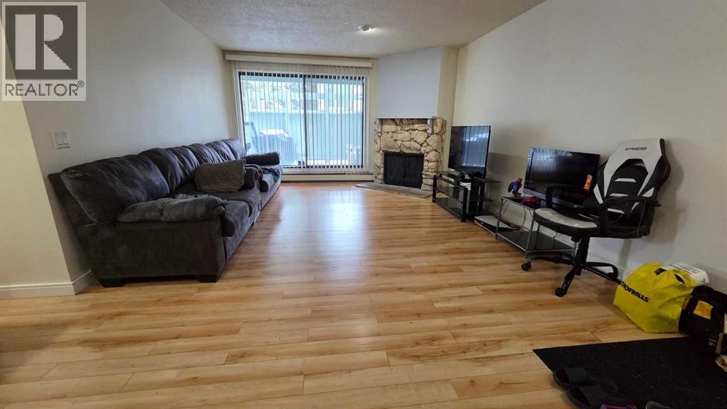 












318, 10120 Brookpark Boulevard SW

,
Calgary,




Alberta
T2W3G3

