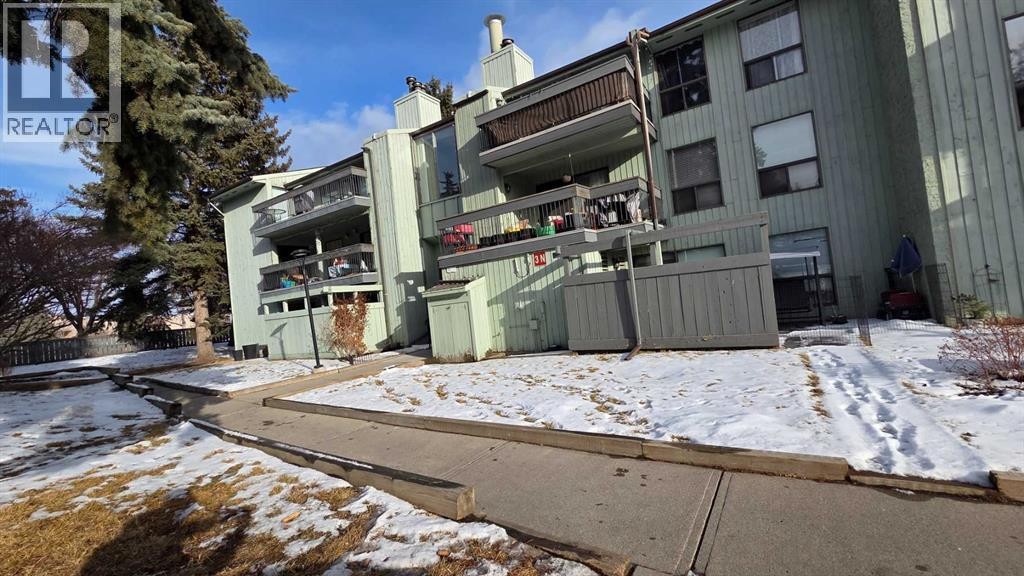 












318, 10120 Brookpark Boulevard SW

,
Calgary,




Alberta
T2W3G3

