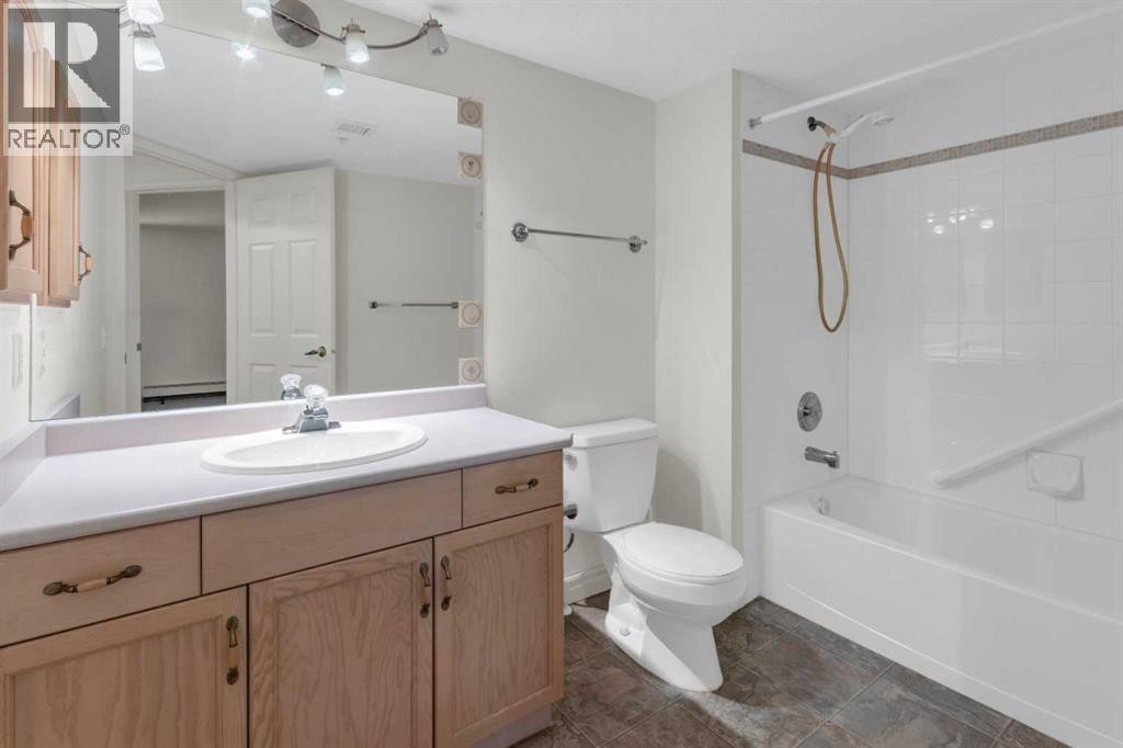 












206, 3206 Hawksbrow Point NW

,
Calgary,




Alberta
T3G4C9

